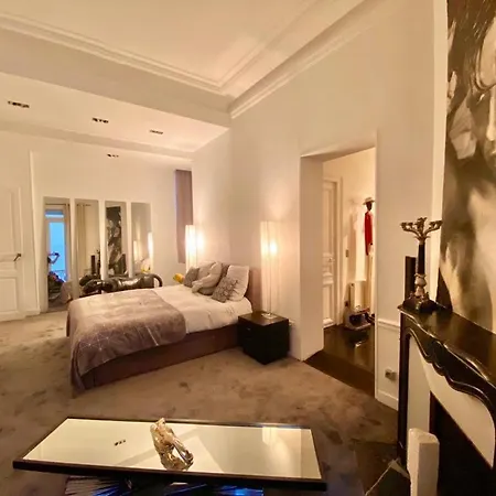 Le Loft Du Triangle D'or شقة