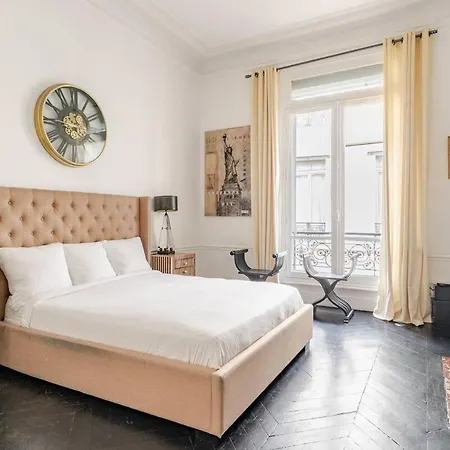 Le Loft Du Triangle D'or Apartment *