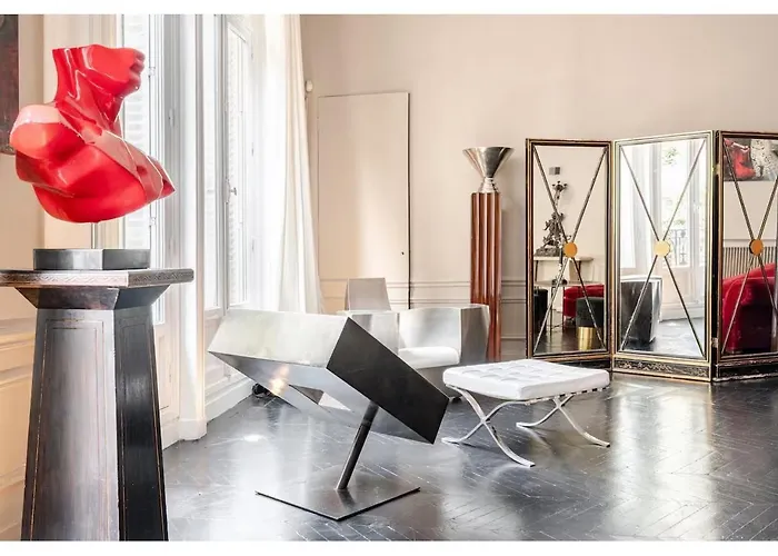 Le Loft Du Triangle D'or Apartment